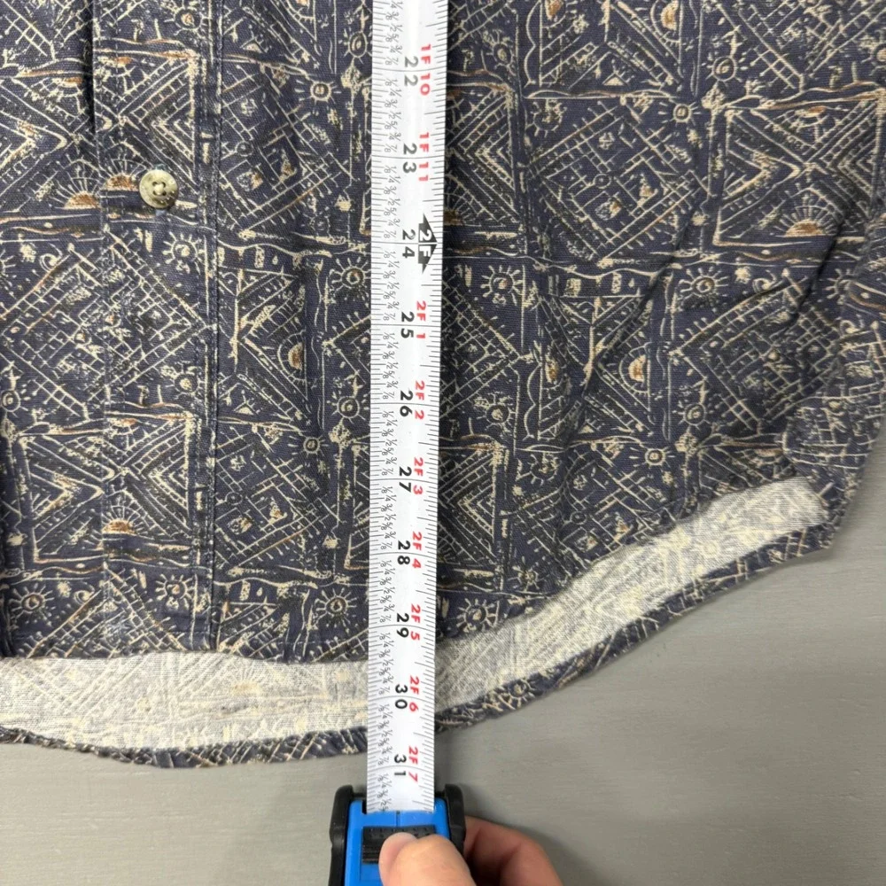 Vintage L.L.Bean Button Down Shirt Blue Geometric Tribal Print Mens‎ Small DD36
